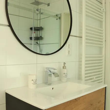 Agethen Oase - Gelber Loewe - 2 Mit Balkon Und Parkplatz